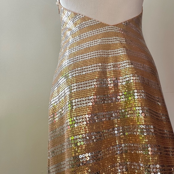 Faviana Couture Gold Sequins Cocktail Dress- Size 2 - Picture 4 of 8